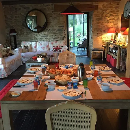La Maison Des Chazes Apartment