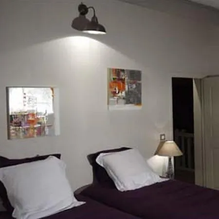 La Maison Des Chazes Apartment *